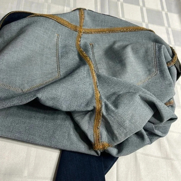 L AGENCE  jeans ,women high rise ,skinny ,cropped blue denim  jeans . - Picture 13 of 15